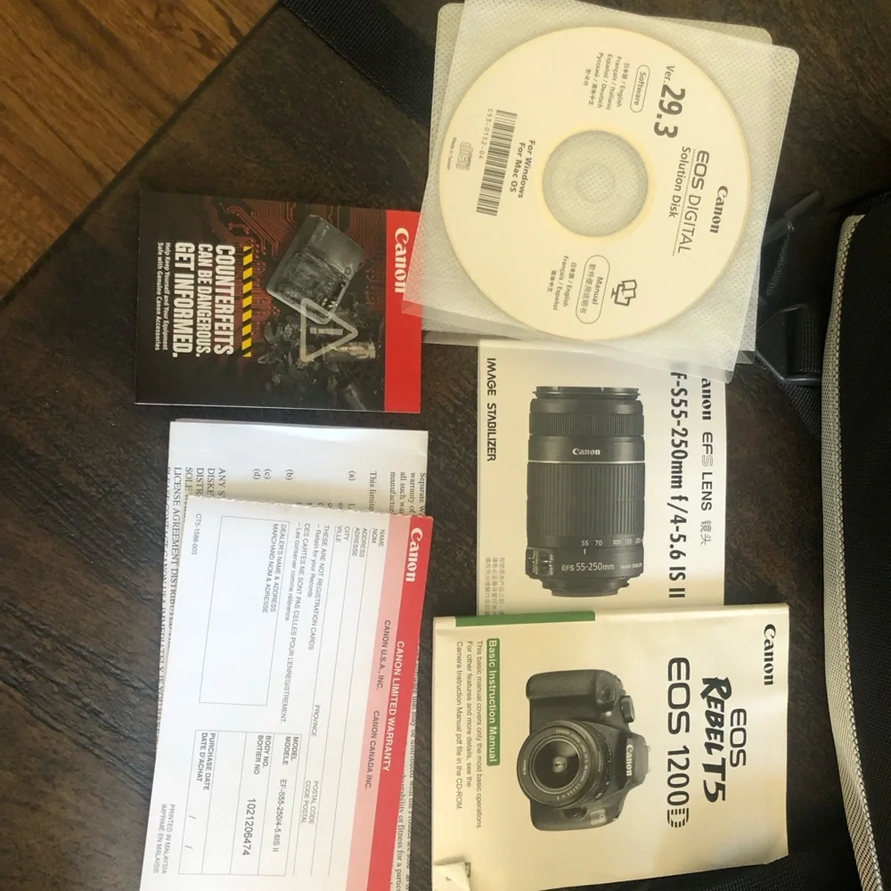 Canon EOS Rebel T5 with accessories